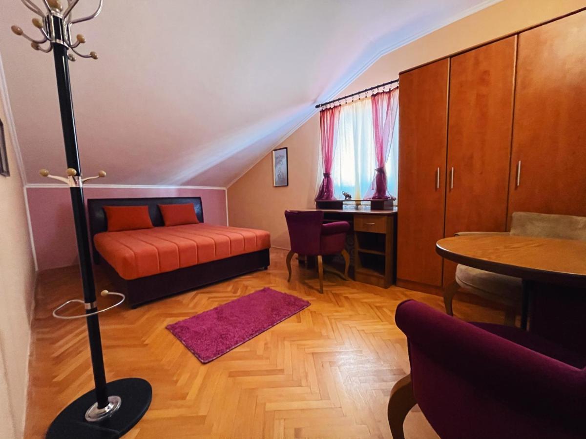Vila Duricic 300M Od Mora Hotell Ðenovići Eksteriør bilde