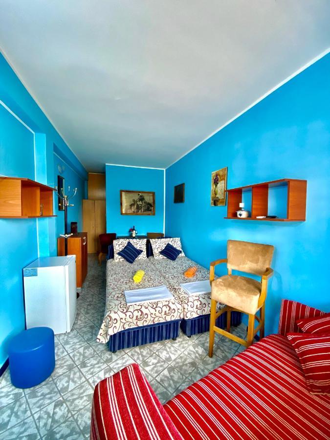 Vila Duricic 300M Od Mora Hotell Ðenovići Eksteriør bilde
