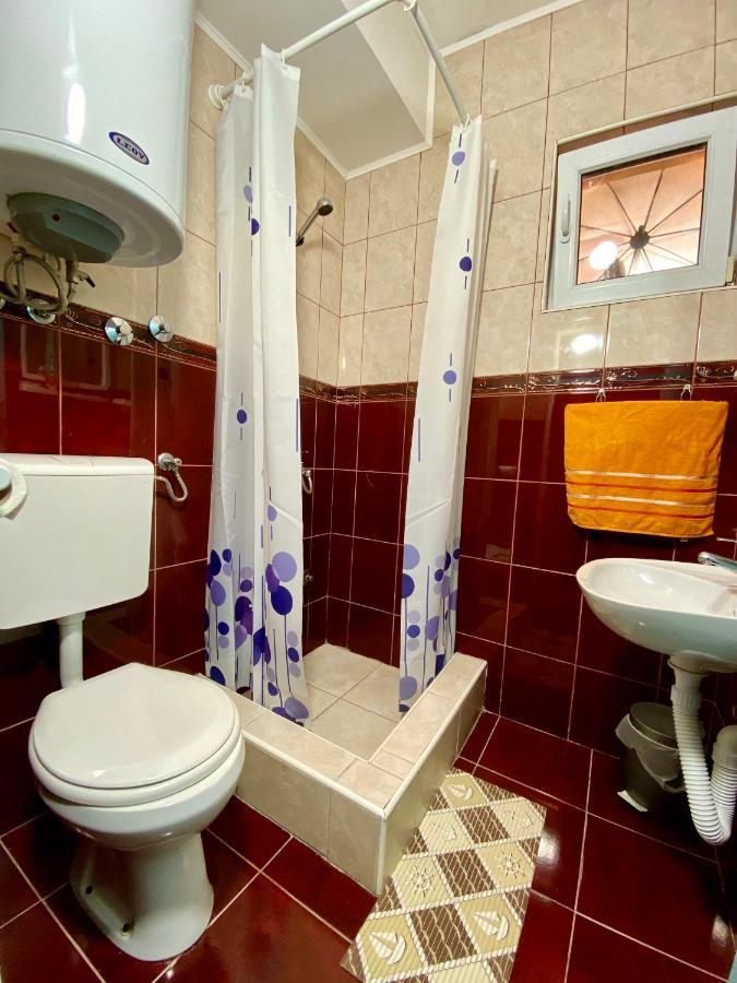 Vila Duricic 300M Od Mora Hotell Ðenovići Eksteriør bilde