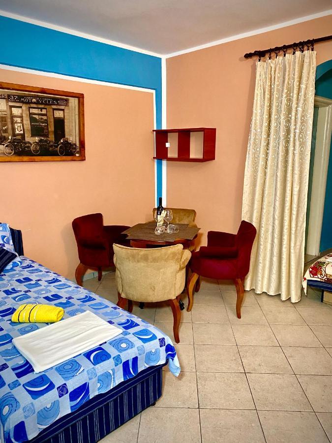 Vila Duricic 300M Od Mora Hotell Ðenovići Eksteriør bilde