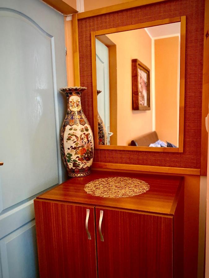 Vila Duricic 300M Od Mora Hotell Ðenovići Eksteriør bilde