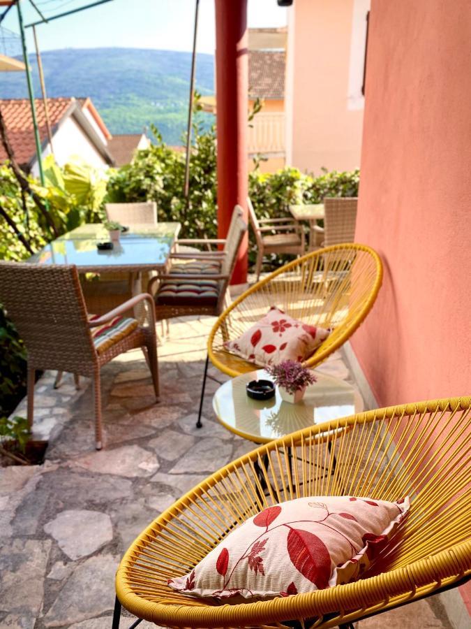 Vila Duricic 300M Od Mora Hotell Ðenovići Eksteriør bilde